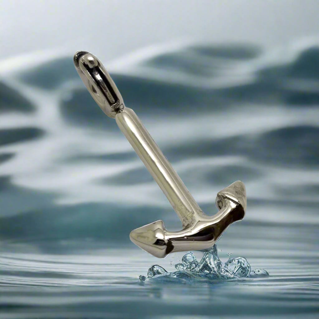 OCEAN Charm Anchor