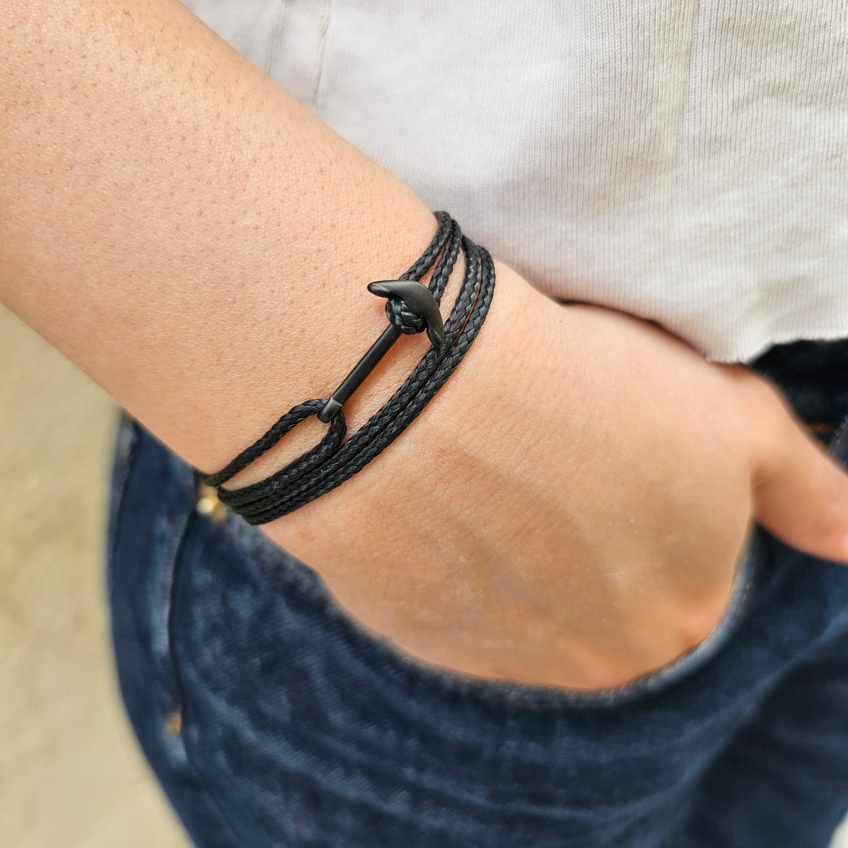 YACHT CREW mini anchor bracelet black