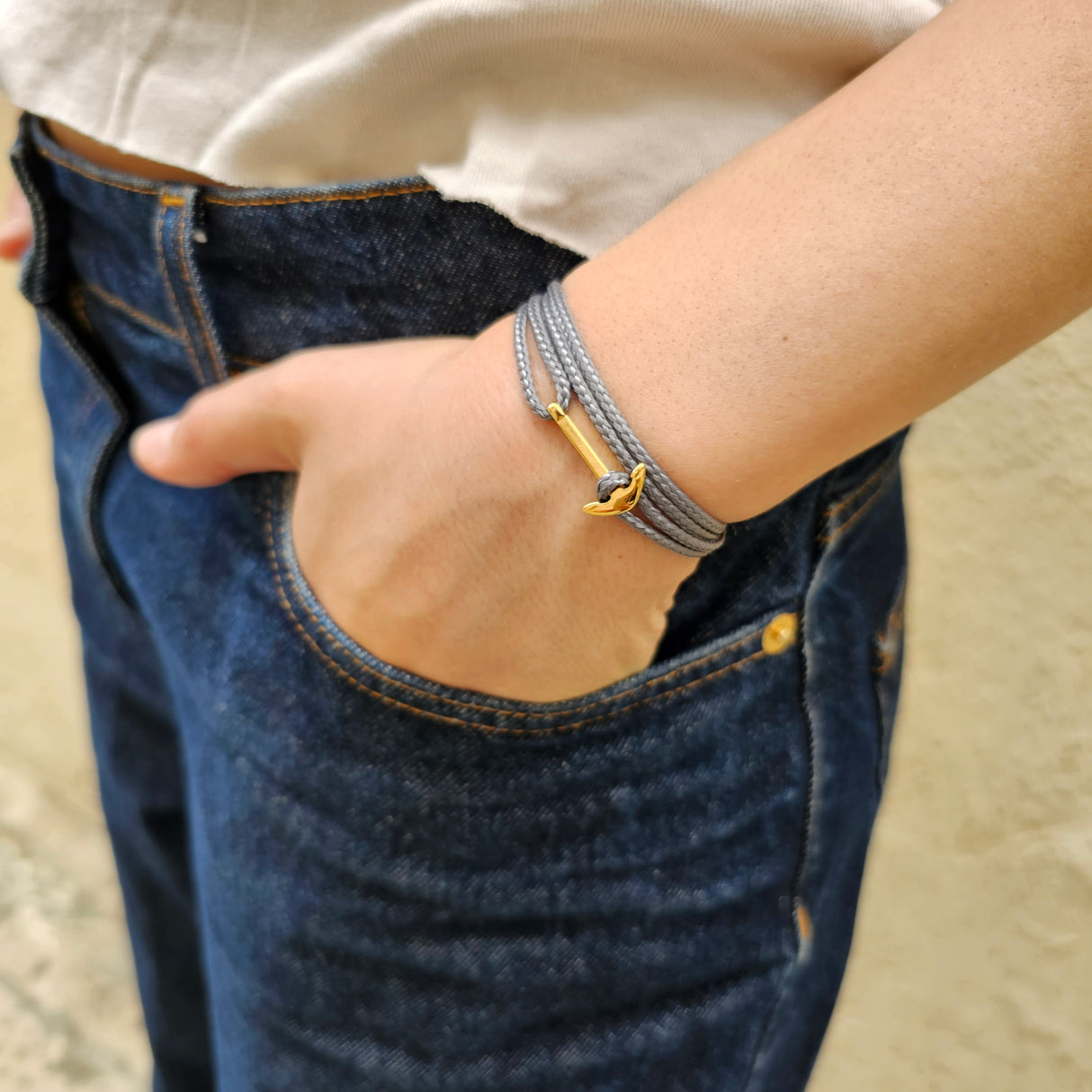 YACHT CREW mini anchor bracelet dark grey