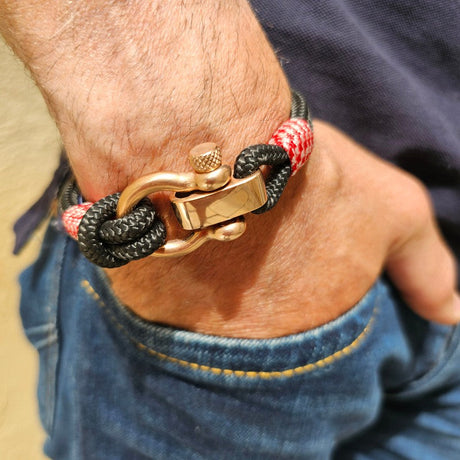 CORSAIR Big Shackle Bracelet Black Croatian Mix